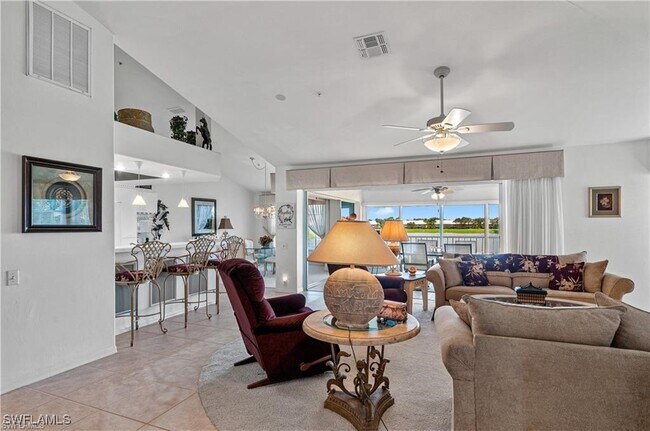 13962 Southampton Dr in Bonita Springs, FL - Building Photo - Building Photo