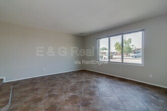 137 E Riviera Dr in Tempe, AZ - Building Photo - Building Photo