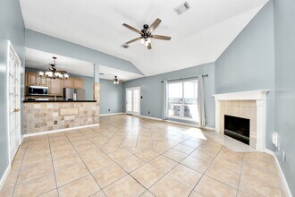 4135 Teal Valley Ct in Fresno, TX - Building Photo - Building Photo