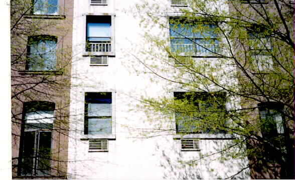 107 E 37th St in New York, NY - Building Photo - Building Photo