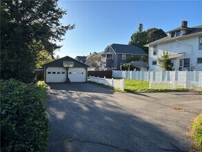 411 Hoffman St in Elmira, NY - Building Photo - Building Photo