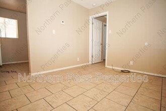 8608 Lawson St in El Paso, TX - Building Photo - Building Photo