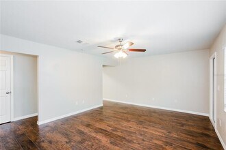 4506 9th St W in Bradenton, FL - Building Photo - Building Photo