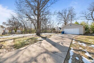 409 Harrison Ave in Ferguson, MO - Building Photo - Building Photo