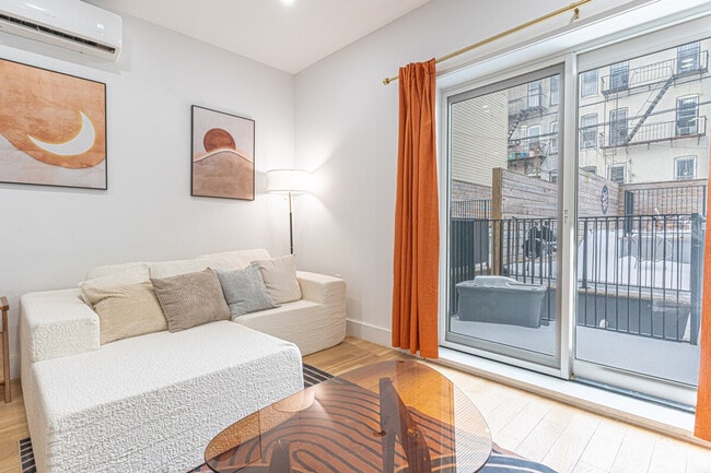 property at 1255 Decatur St