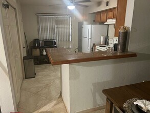 3713 S Lake Orlando Pkwy in Orlando, FL - Building Photo - Building Photo