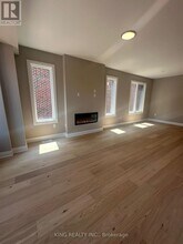 3103 John McKay Blvd in Oakville, ON - Building Photo - Building Photo