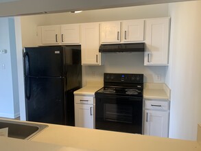 6606 Rapid Water Way, Unit 304 in Glen Burnie, MD - Building Photo - Building Photo