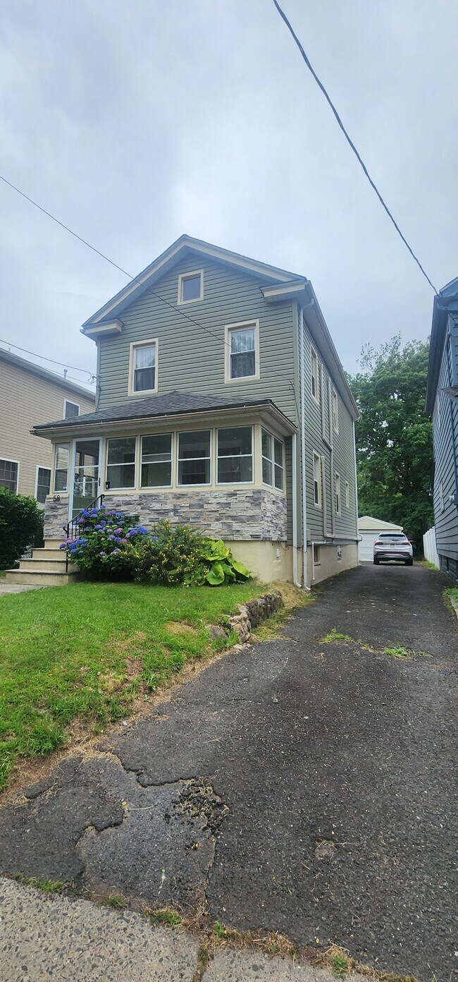 58 Laurel Ave in Union, NJ - Building Photo - Building Photo