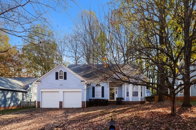 property at 3606 Briarthorne Dr