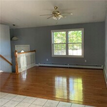 86 1/2 Church St in West Warwick, RI - Building Photo - Building Photo