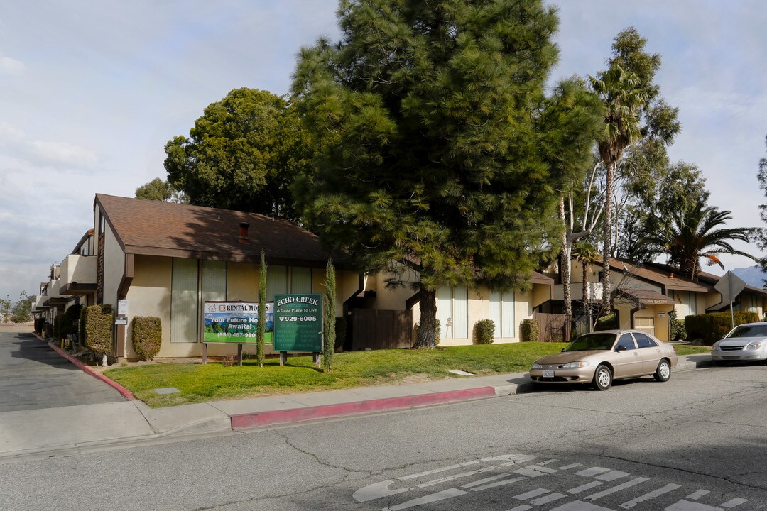 Echo Creek Apartments in Hemet, CA - Foto de edificio