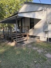 631 W 5th in Ada, OK - Building Photo - Building Photo