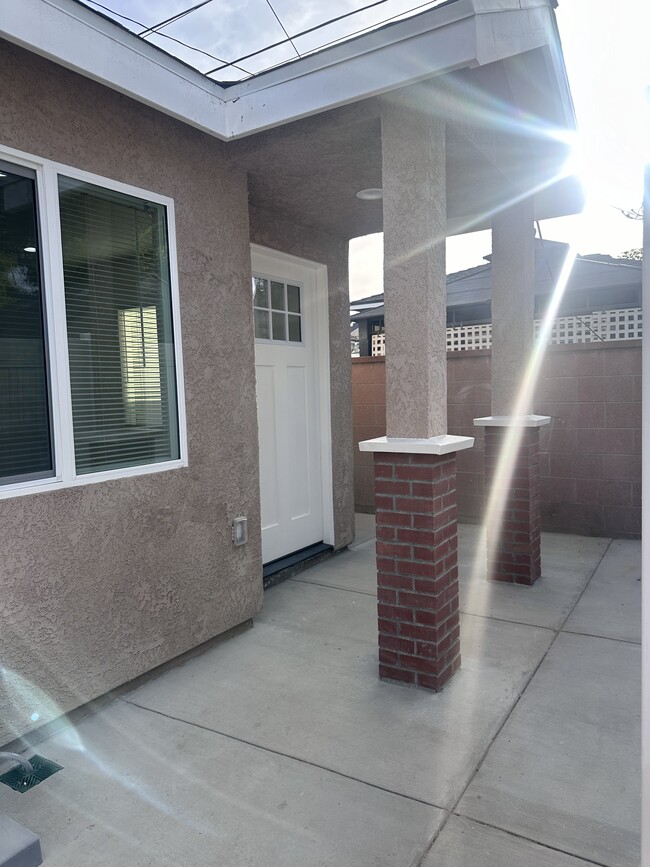 6141 Pearce Ave in Lakewood, CA - Building Photo - Building Photo