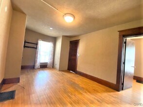 8 S Jefferson St in Carthage, NY - Building Photo - Building Photo