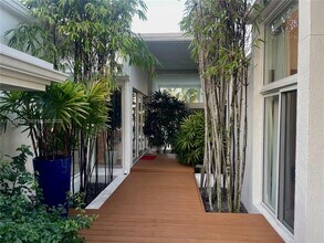 1701 SE 11th St in Fort Lauderdale, FL - Building Photo - Building Photo