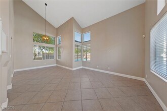 9717 W Port Orange Ln in Las Vegas, NV - Building Photo - Building Photo