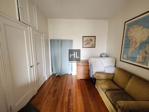 425 Metropolitan Ave in Brooklyn, NY - Building Photo - Building Photo