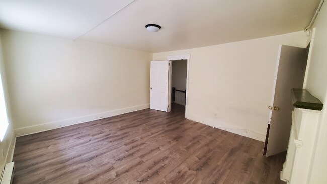 326 E Airy St-Unit -3 in Norristown, PA - Building Photo - Building Photo