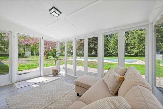 112 Argilla Rd, Unit 2