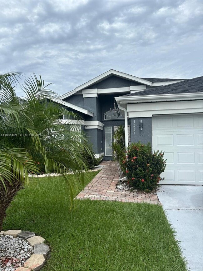 property at 1445 Avleigh Cir