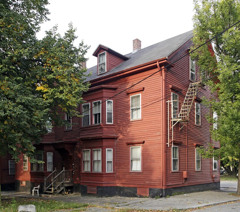 50 Jewett St in Providence, RI - Building Photo