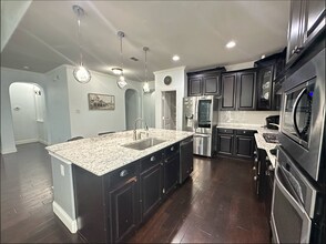 8709 Glenburne Dr in Fort Worth, TX - Building Photo - Building Photo