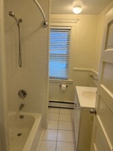 32 S Tyson Ave in Floral Park, NY - Building Photo - Building Photo