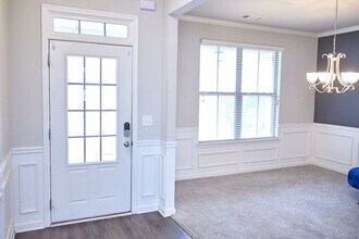 7687 Volion Dr in Fairburn, GA - Building Photo - Building Photo