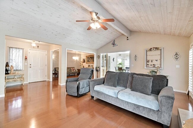 6733 N Alva Ave in Fresno, CA - Building Photo - Building Photo