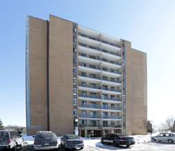 Bryden Apartments in Guelph, ON - Building Photo - Building Photo