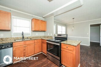 908 Saybrook Cir NW in Lilburn, GA - Building Photo - Building Photo