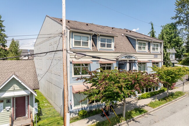 22381 Callaghan Av