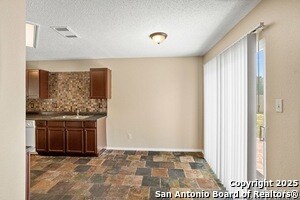 7807 Clipper Pass in San Antonio, TX - Building Photo - Building Photo