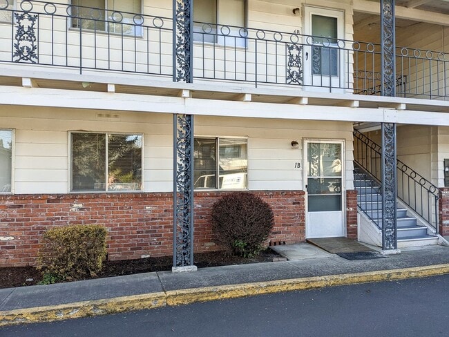 Waldo Terrace in Salem, OR - Building Photo - Building Photo