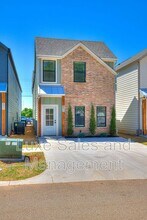 612 W 2nd St in Edmond, OK - Building Photo - Building Photo