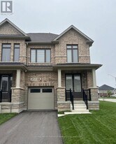 454 Robert Woolner St in North Dumfries, ON - Building Photo