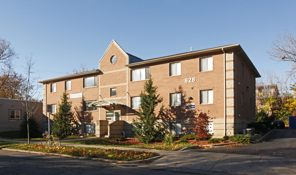 828 Greene St in Ann Arbor, MI - Foto de edificio