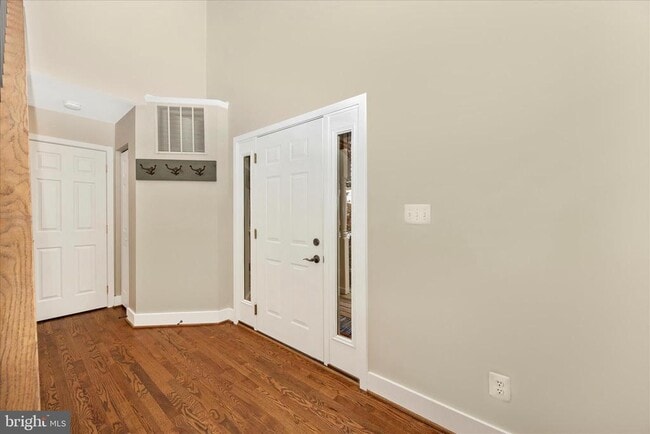 property at 6976 Meadowpoint Terrace