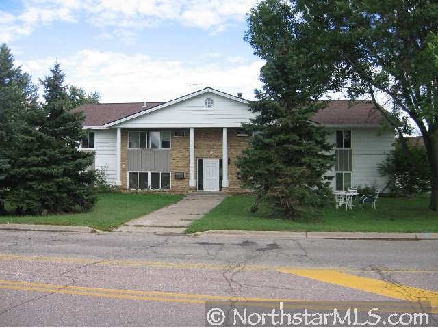 481 Sunset Dr in Jordan, MN - Building Photo - Building Photo