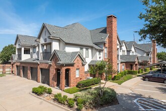 The Livingston in Plano, TX - Foto de edificio - Building Photo