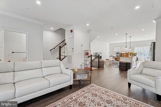 102 Foxtail Wy in Lansdale, PA - Building Photo - Building Photo