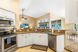 4226 SW 14th Pl in Cape Coral, FL - Building Photo - Building Photo