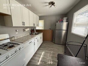 805 E Michigan Ave in Urbana, IL - Building Photo - Building Photo