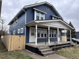 30 N Powell Ave, Unit 32