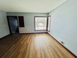 3601 Halifax Ave N in Minneapolis, MN - Building Photo - Building Photo