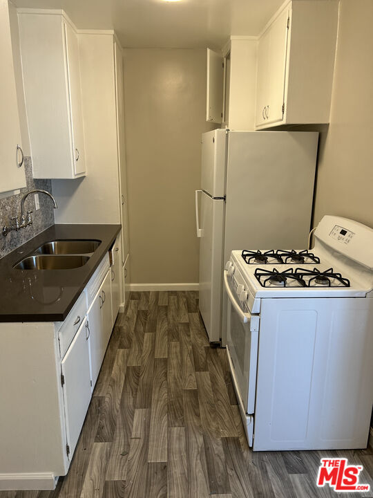 3987 Denker Ave in Los Angeles, CA - Building Photo - Building Photo