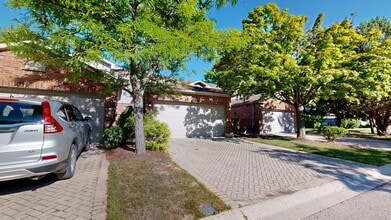 70 Sunnyside Dr in London, ON - Building Photo - Building Photo