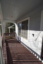 9375 E Arizona Pl in Denver, CO - Foto de edificio - Building Photo