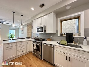 1424 N Bosworth Ave, Unit 1 in Chicago, IL - Foto de edificio - Building Photo
